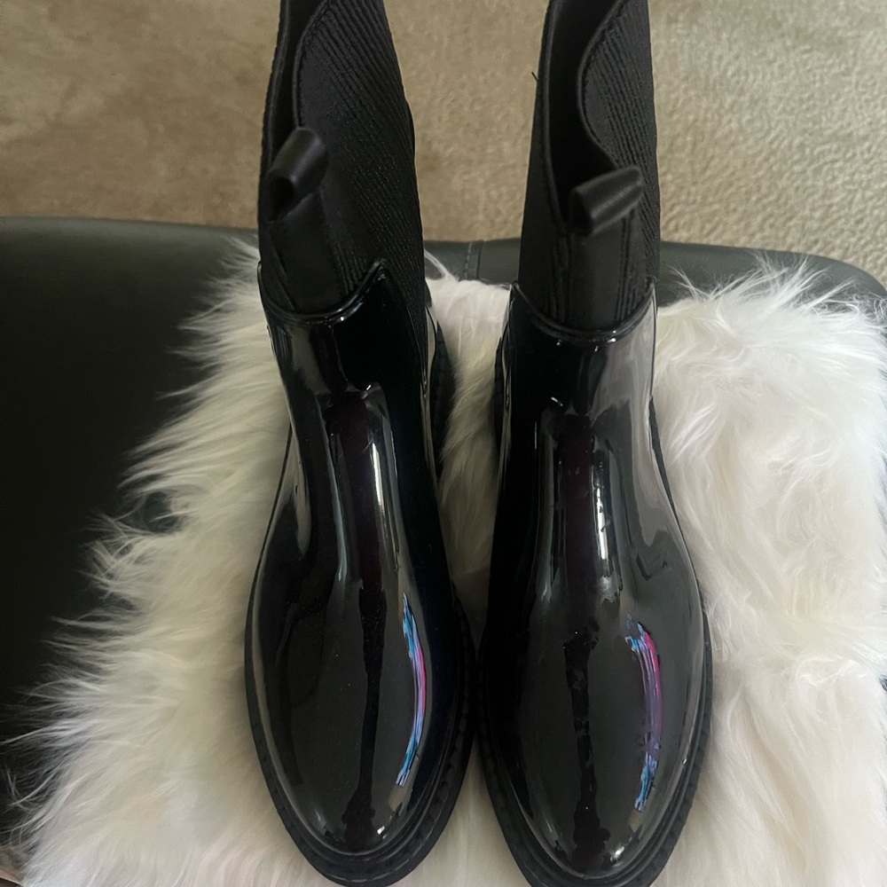DV by Dolce Vita Black Winter Boots with Glossy Finish